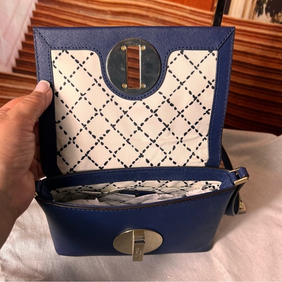 Authentic Kate Spade Navy Blue Leather Astor Court Flap Crossbody Bag excellent - Picture 6 of 15